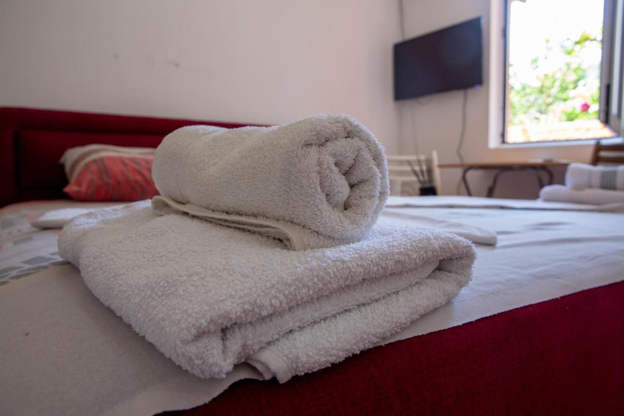 Family Apartments Vukcevic Čanj Extérieur photo
