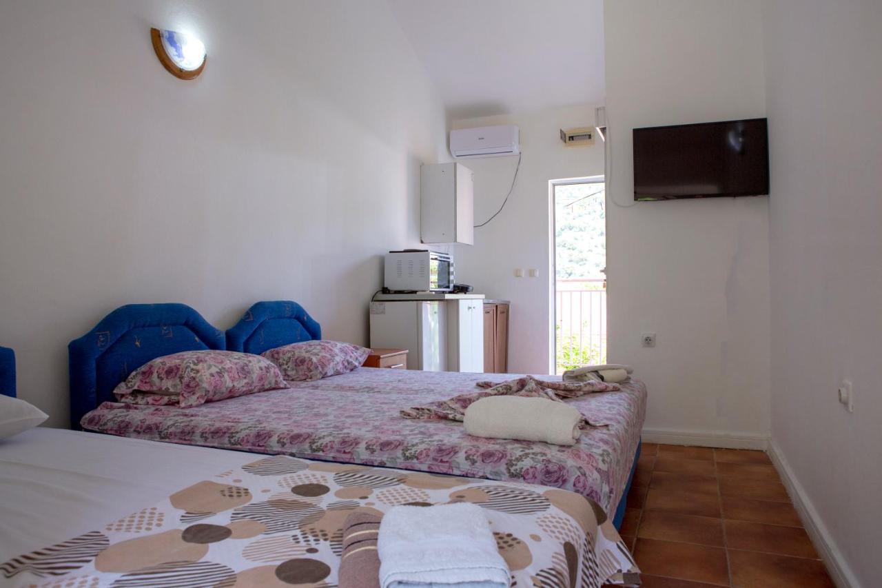 Family Apartments Vukcevic Čanj Extérieur photo