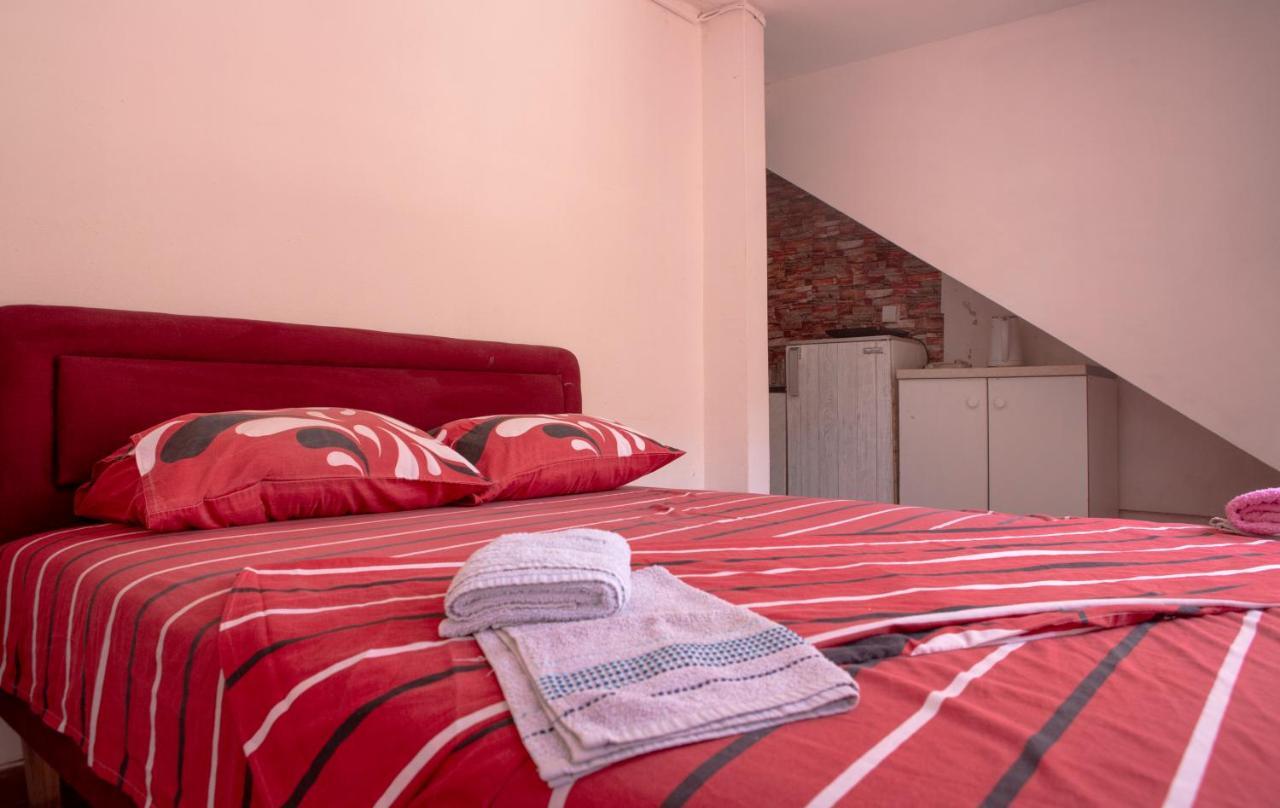 Family Apartments Vukcevic Čanj Extérieur photo