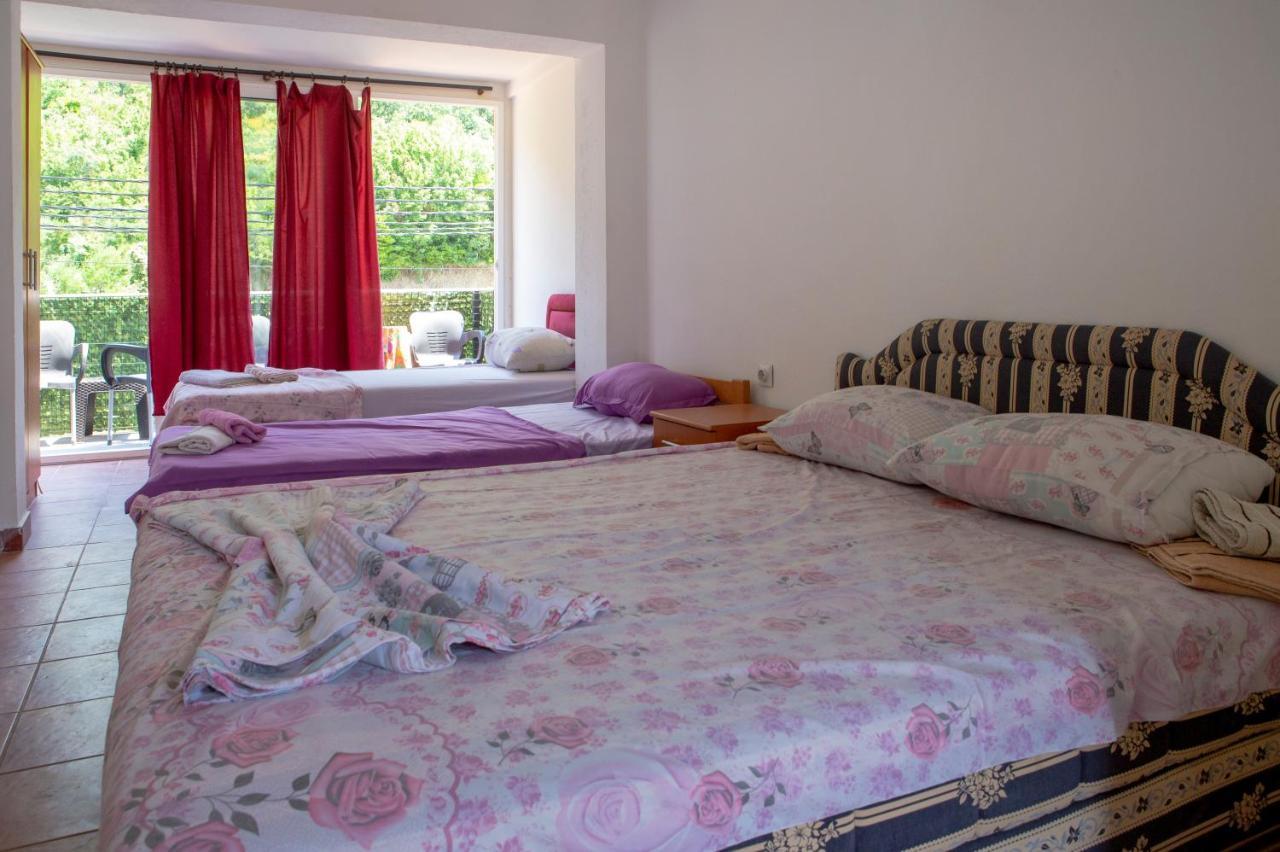 Family Apartments Vukcevic Čanj Extérieur photo